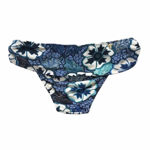 Agua De Coco NWT Bikini Swim Bottom Floral Tropical Embellished Print - Picture 2 of 8